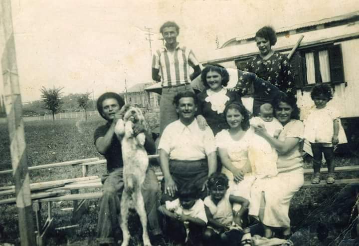 famiglia Orfei copertina